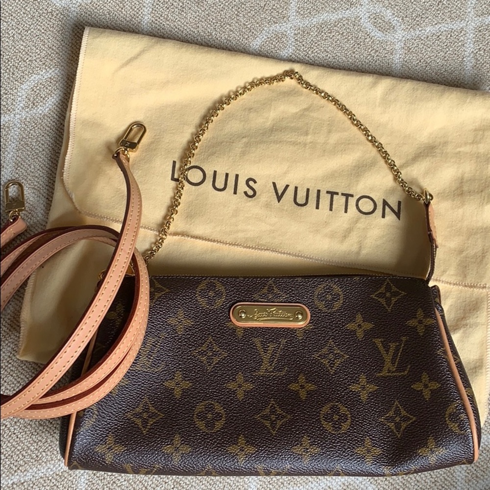 Eva Louis Vuitton Crossbody bag